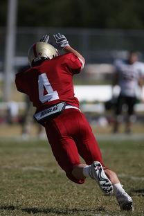 Kaiyun官方登录入口-五大联赛是否在中场搭配中加入更多防守倾向球员，五大联赛最强中场